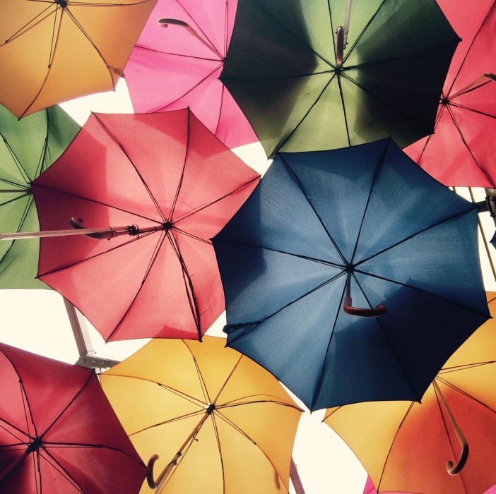 Schutz Regenschirme