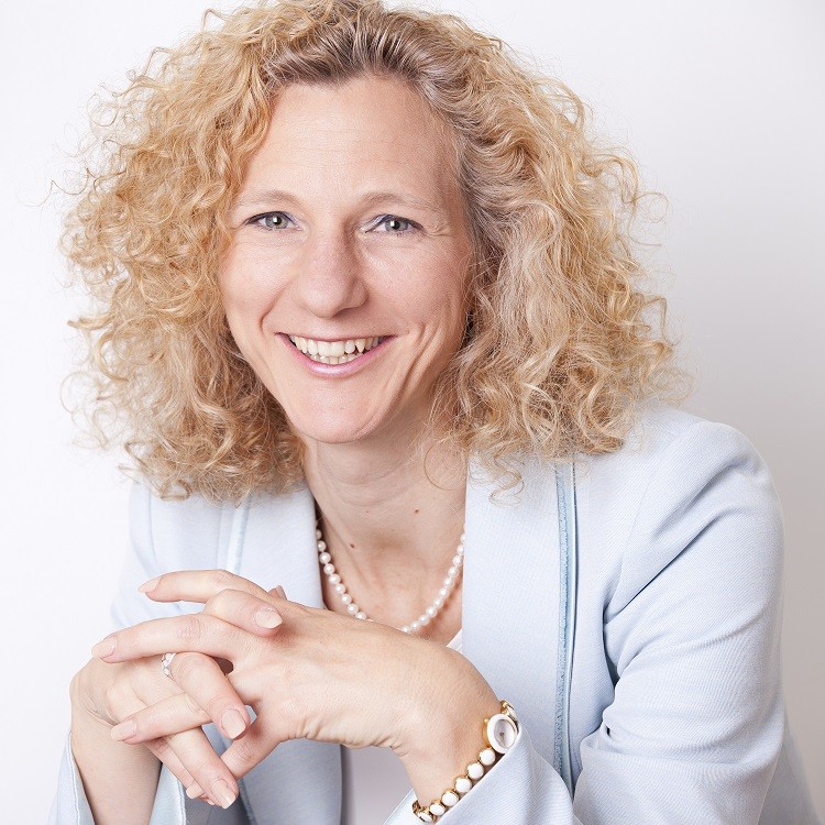 Autorin <br/>und Interview-<br/>partnerin <br/>Dr. Petra Köppel